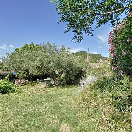Вілла Le Fleuriste Saint-Sauveur-de-Cruzieres Екстер'єр фото